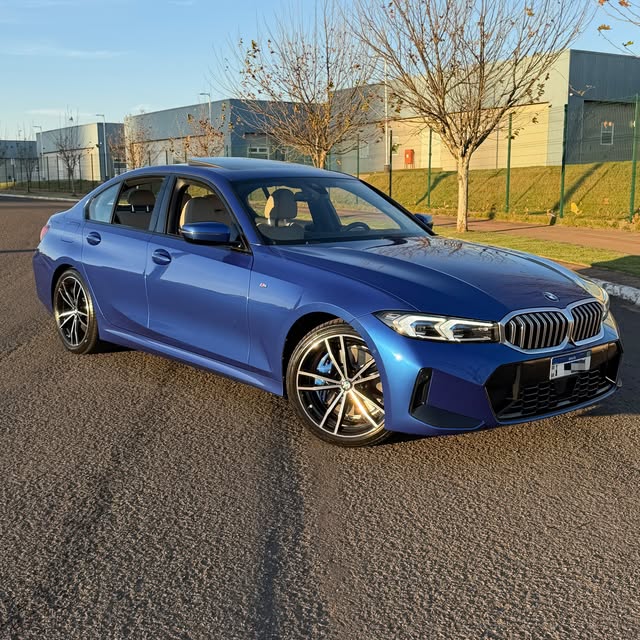 BMW 320I M SPORT - Imagem 1