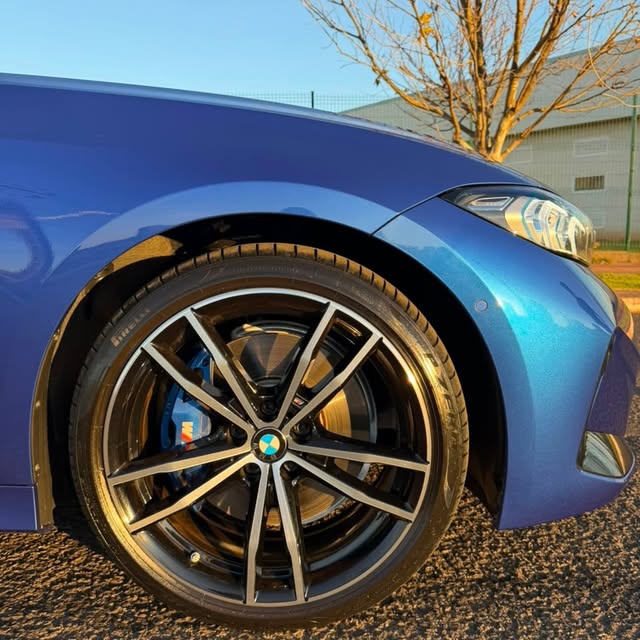BMW 320I M SPORT - Imagem 14