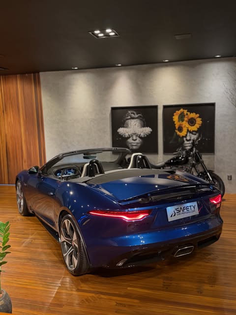 JAGUAR F-TYPE P300 R-DYNAMIC CABRIO - Imagem 2