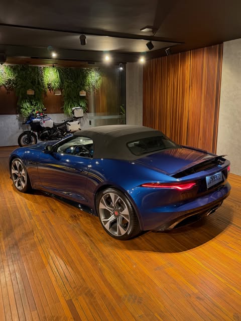 JAGUAR F-TYPE P300 R-DYNAMIC CABRIO - Imagem 4