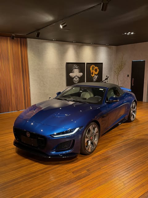 JAGUAR F-TYPE P300 R-DYNAMIC CABRIO - Imagem 7