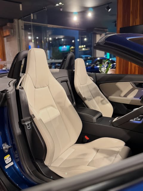 JAGUAR F-TYPE P300 R-DYNAMIC CABRIO - Imagem 8