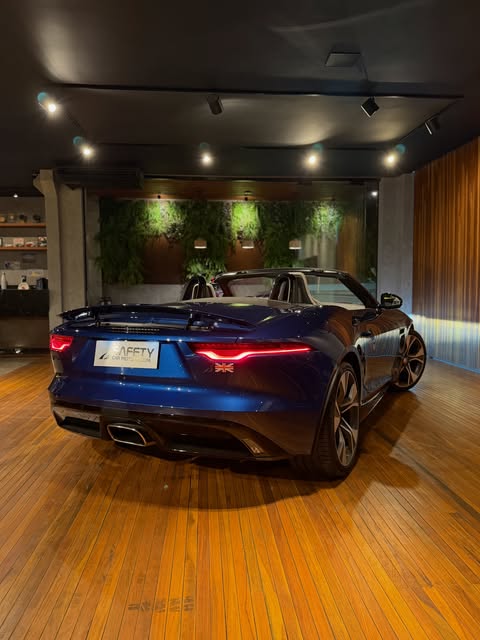 JAGUAR F-TYPE P300 R-DYNAMIC CABRIO - Imagem 10