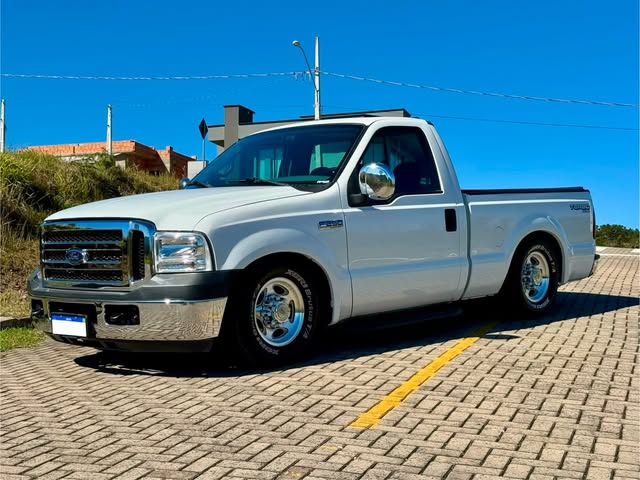 FORD F-250 XLT-L - Imagem 2