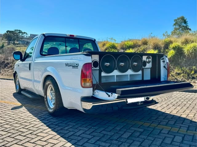 FORD F-250 XLT-L - Imagem 12