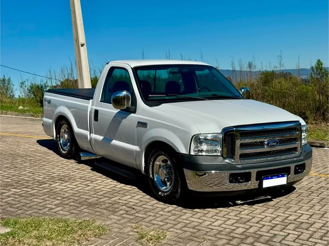 FORD F-250 XLT-L - Imagem 3