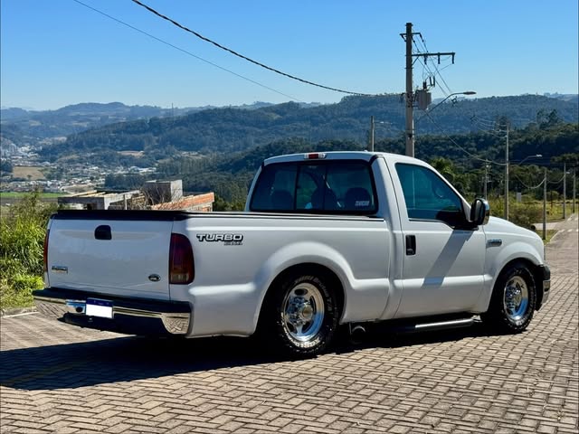 FORD F-250 XLT-L - Imagem 6