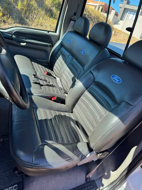 FORD F-250 XLT-L - Imagem 10