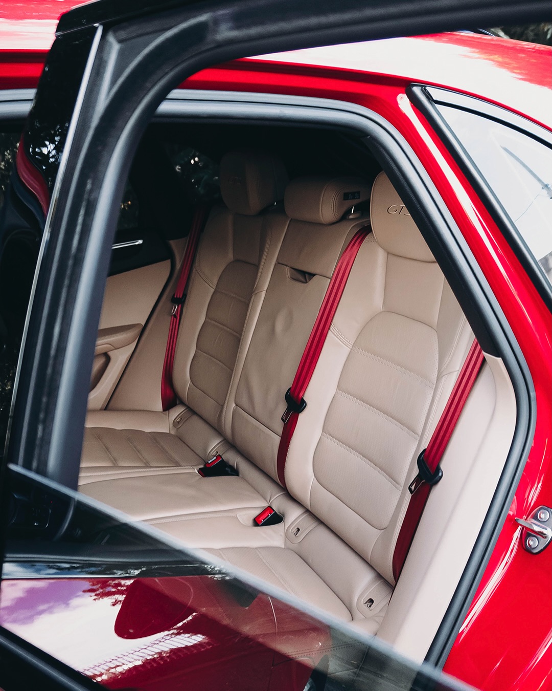 PORSCHE MACAN GTS - Imagem 8