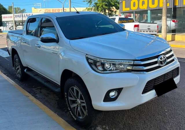 TOYOTA HILUX SRX - Imagem 4