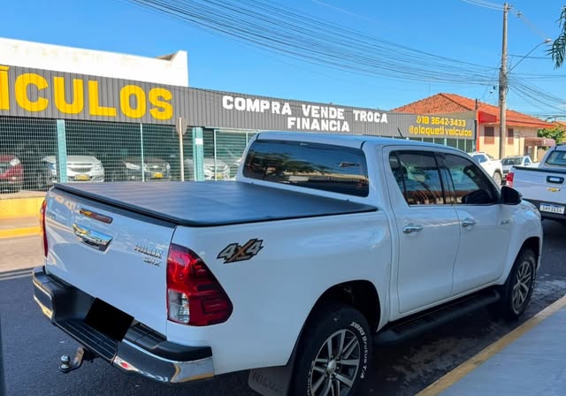 TOYOTA HILUX SRX - Imagem 6