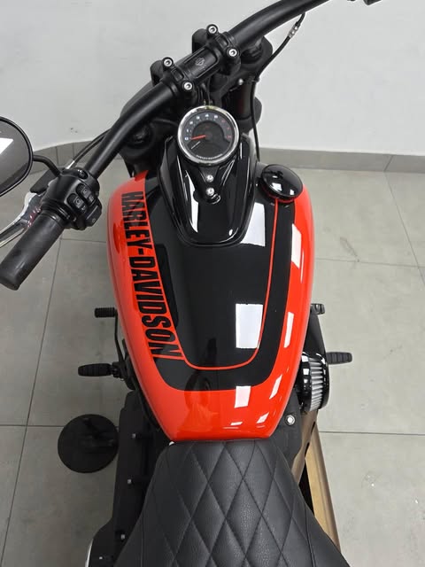 HARLEY-DAVIDSON SOFTAIL FAT BOB - Imagem 8