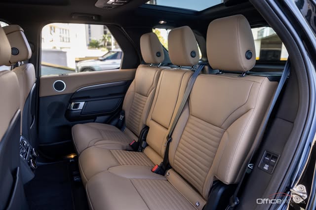 LAND ROVER DISCOVERY METROPOLITAN EDITION - Imagem 8