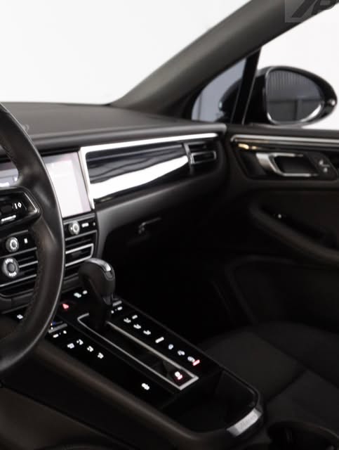 PORSCHE MACAN - Imagem 4