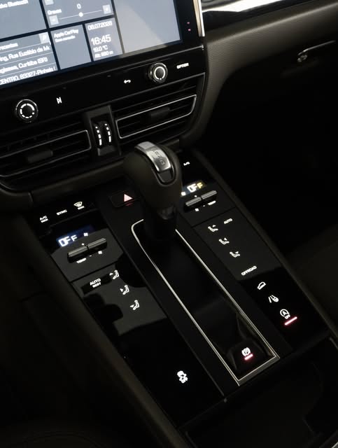 PORSCHE MACAN - Imagem 7