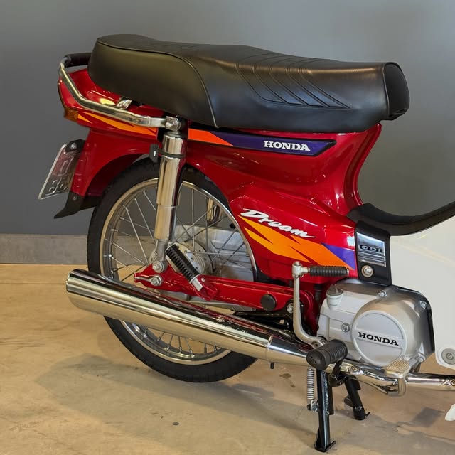 HONDA C-100 DREAM - Imagem 5