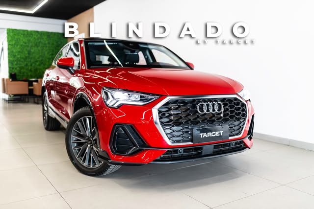 AUDI Q3 SPORTBACK PERFORMANCE - Imagem 1