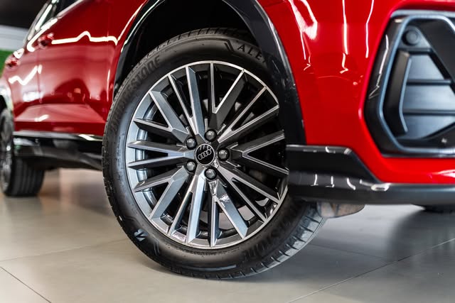 AUDI Q3 SPORTBACK PERFORMANCE - Imagem 3