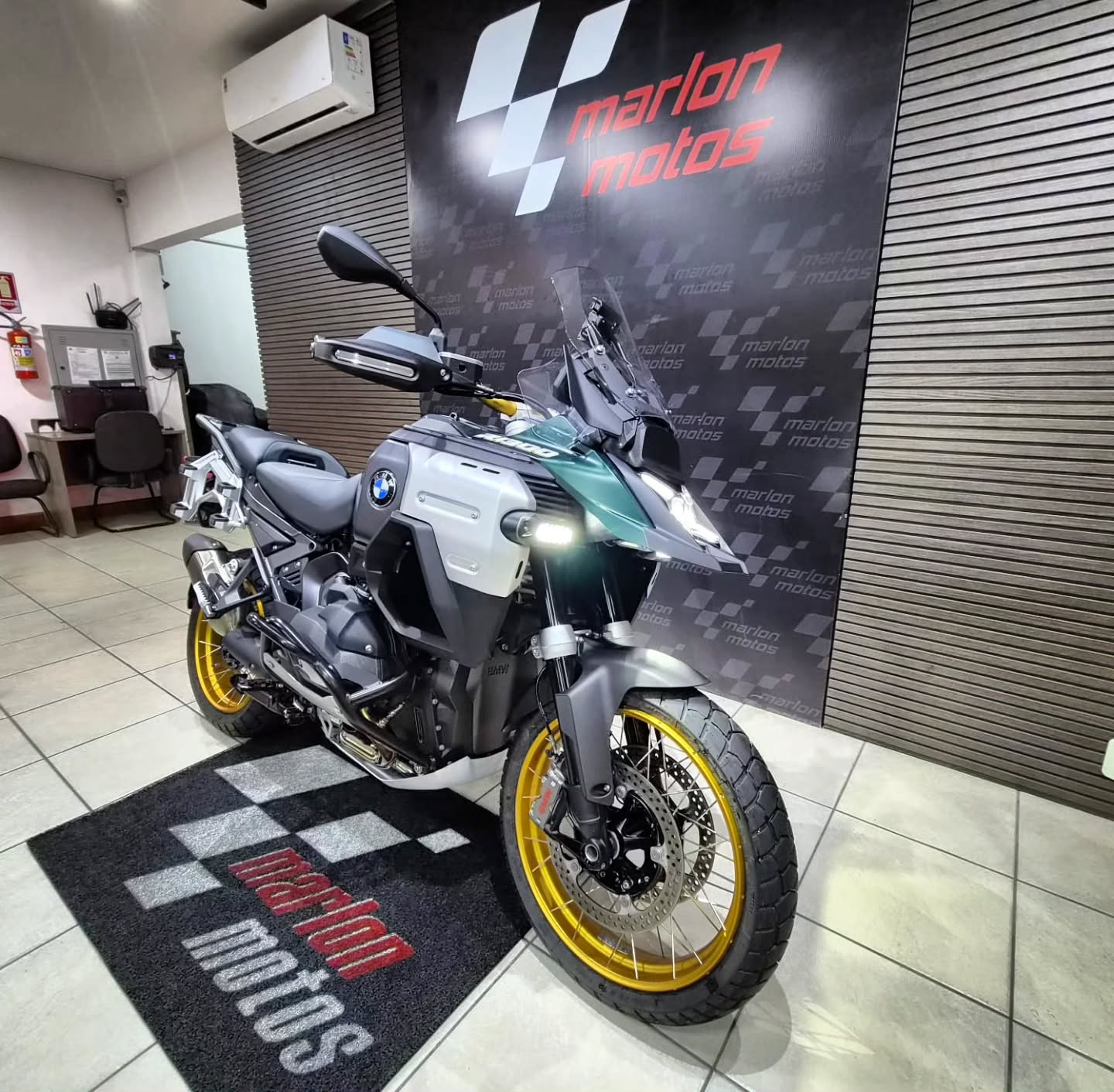 BMW GSA ADVENTURE KARAKORUM OP 719 - Imagem 8