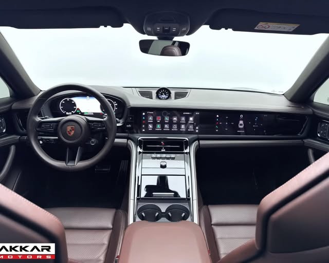 PORSCHE PANAMERA 4 E-HYBRID - Imagem 5