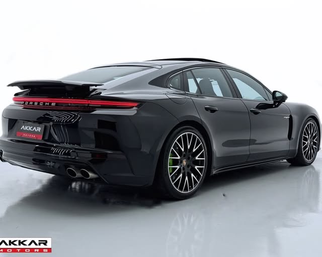 PORSCHE PANAMERA 4 E-HYBRID - Imagem 10