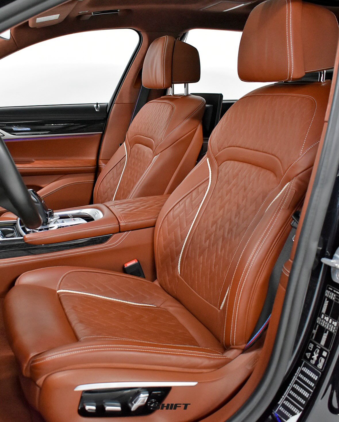 BMW M760LI TARTUFO EDITION - Imagem 6
