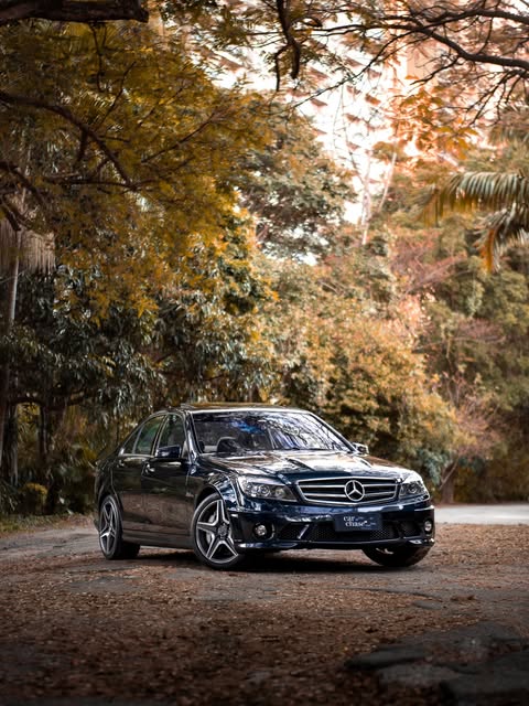 MERCEDES-BENZ C63 AMG - Imagem 1