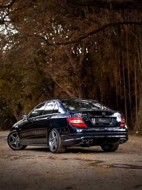 MERCEDES-BENZ C63 AMG - Imagem 4