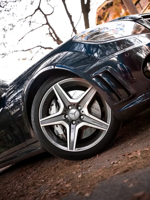 MERCEDES-BENZ C63 AMG - Imagem 9