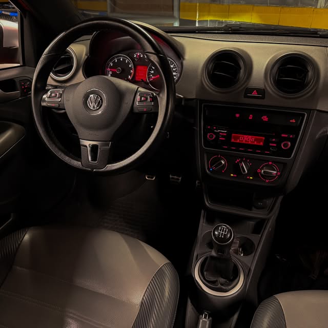 VOLKSWAGEN SAVEIRO CROSS CD - Imagem 4