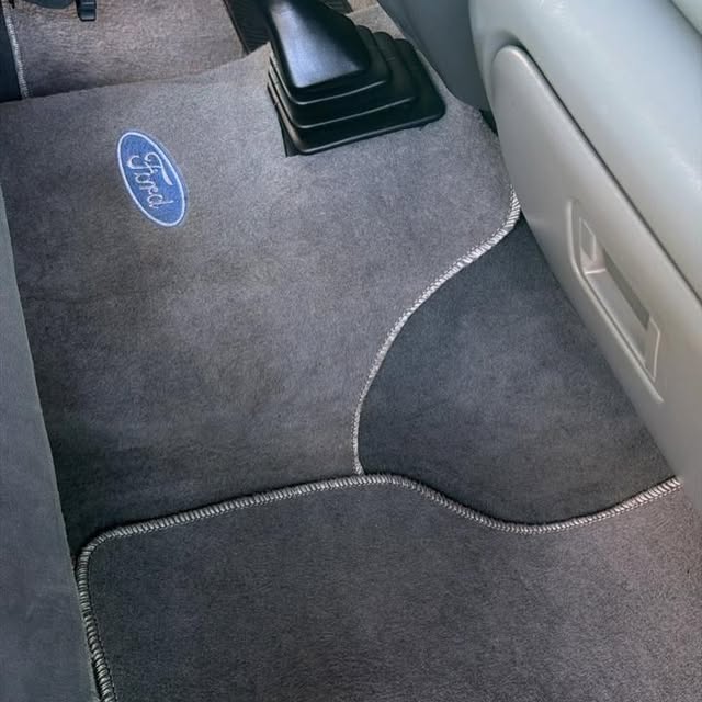 FORD F-250 XLT-L - Imagem 13