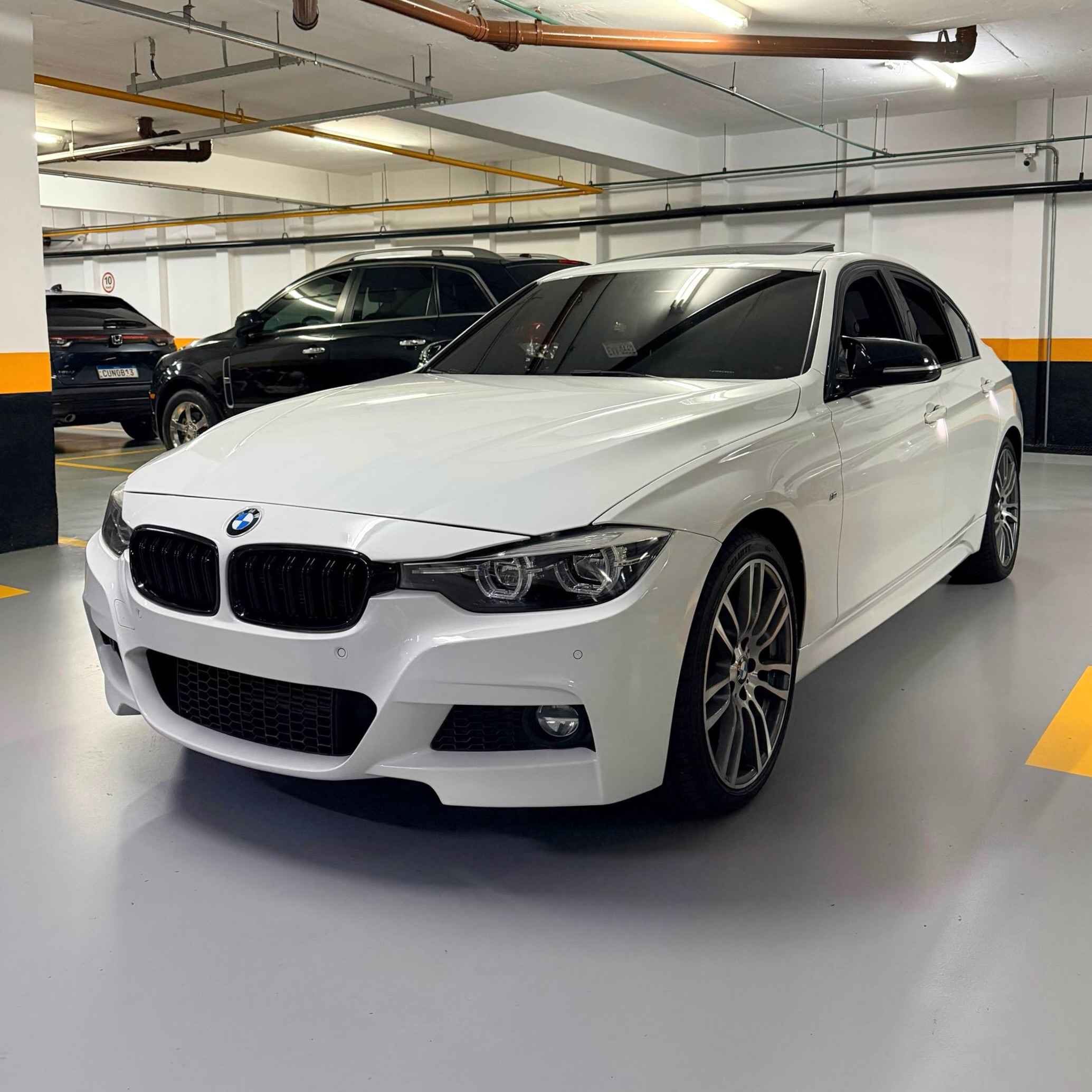 BMW 320I M SPORT PLUS - Imagem 2