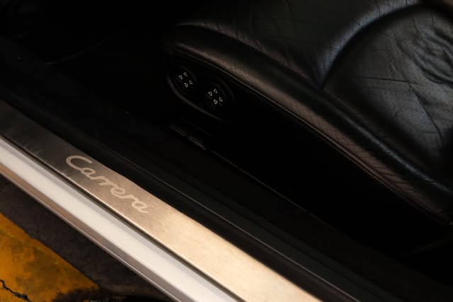 PORSCHE 911 CARRERA - Imagem 3