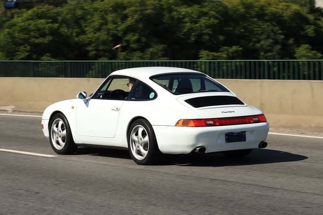 PORSCHE 911 CARRERA - Imagem 7