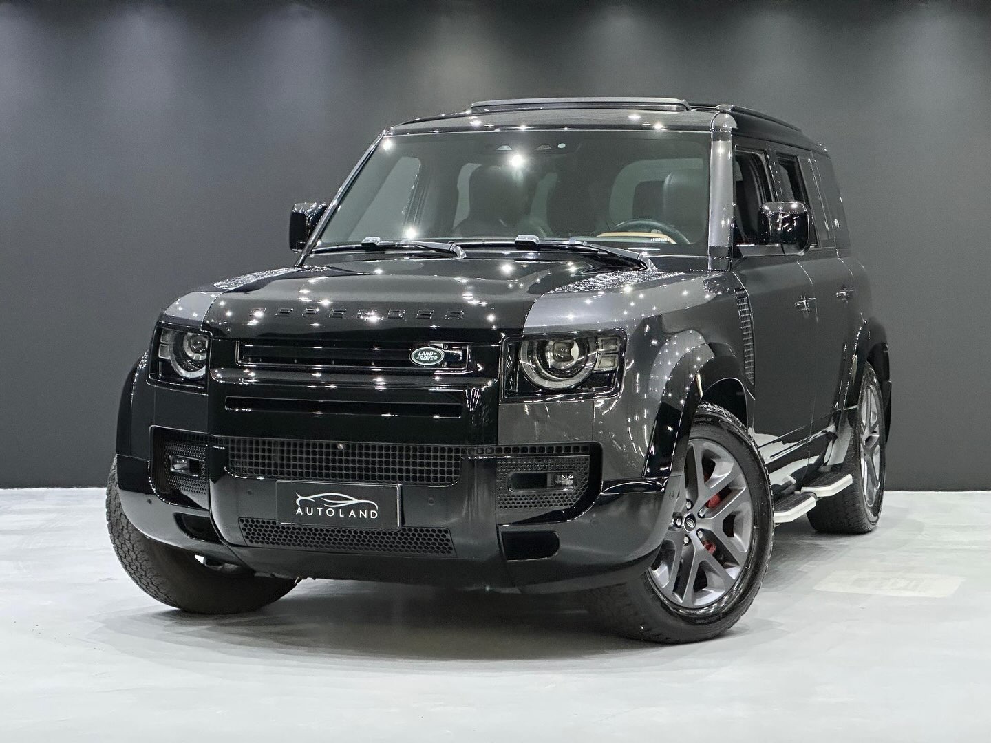 LAND ROVER DEFENDER 3.0 D300 TURBO DIESEL MHEV 110 X AWD AUTOMÁTICO - Imagem 3