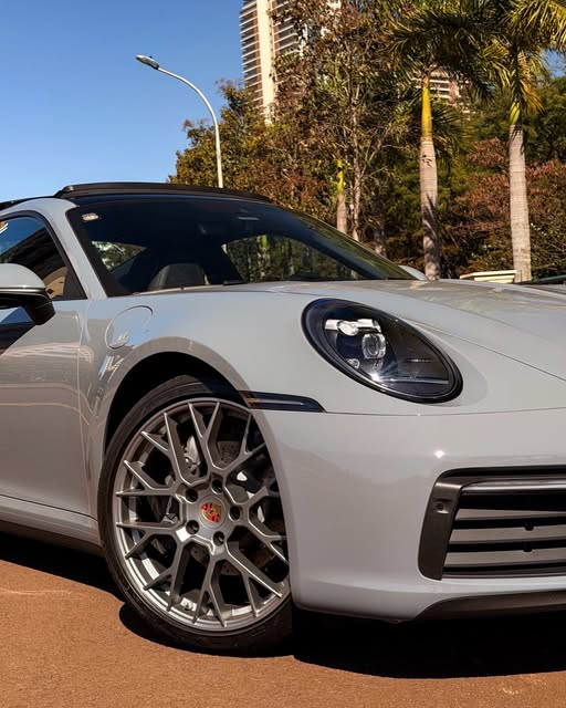 PORSCHE 911 CARRERA - Imagem 15