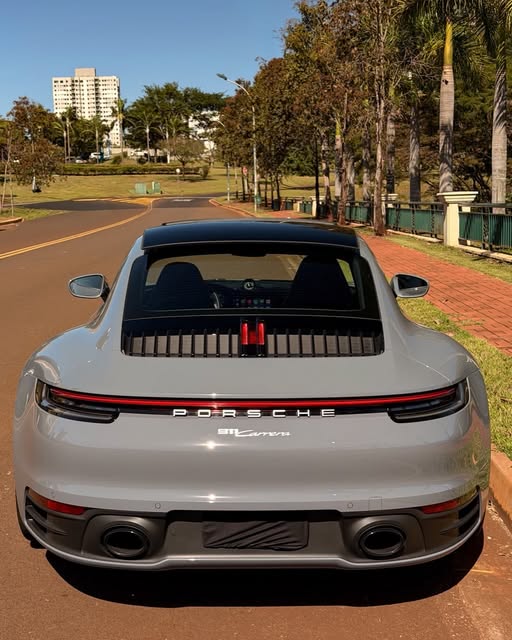 PORSCHE 911 CARRERA - Imagem 9