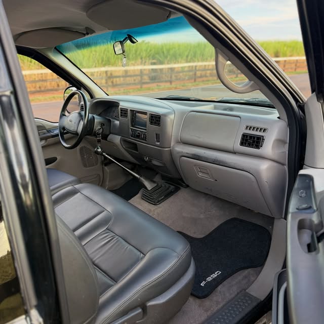FORD F-250 XLT-L - Imagem 11