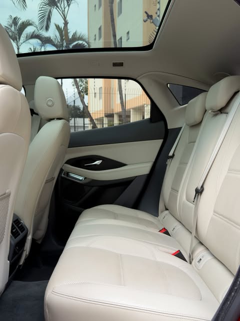 JAGUAR E-PACE P250F SPORT AWD - Imagem 9
