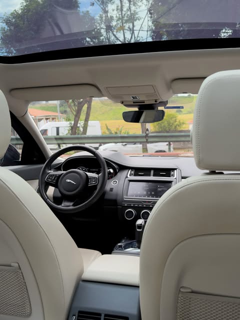JAGUAR E-PACE P250F SPORT AWD - Imagem 10