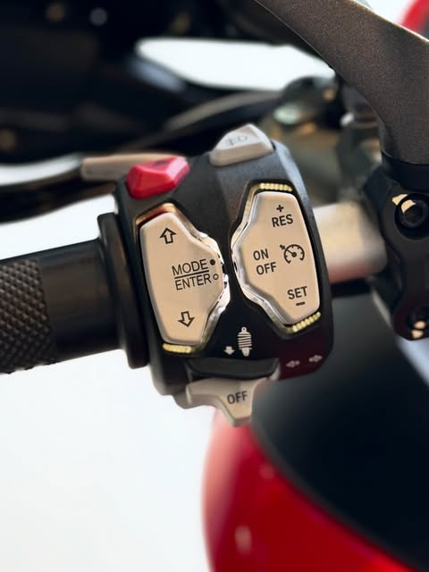 DUCATI MULTISTRADA 950 S - Imagem 13