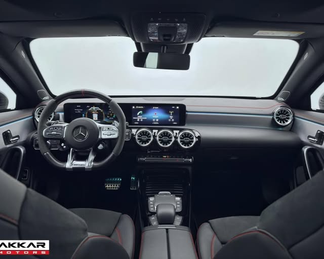 MERCEDES-BENZ CLA 45 S AMG 4MATIC+ - Imagem 3