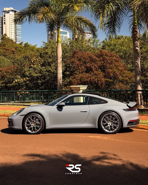 PORSCHE 911 CARRERA - Imagem 4