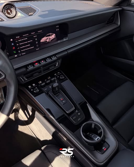 PORSCHE 911 CARRERA - Imagem 8