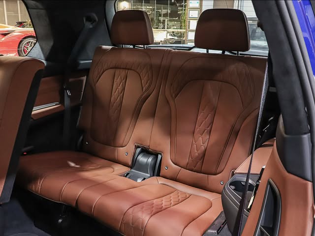 BMW X7 M60I - Imagem 10