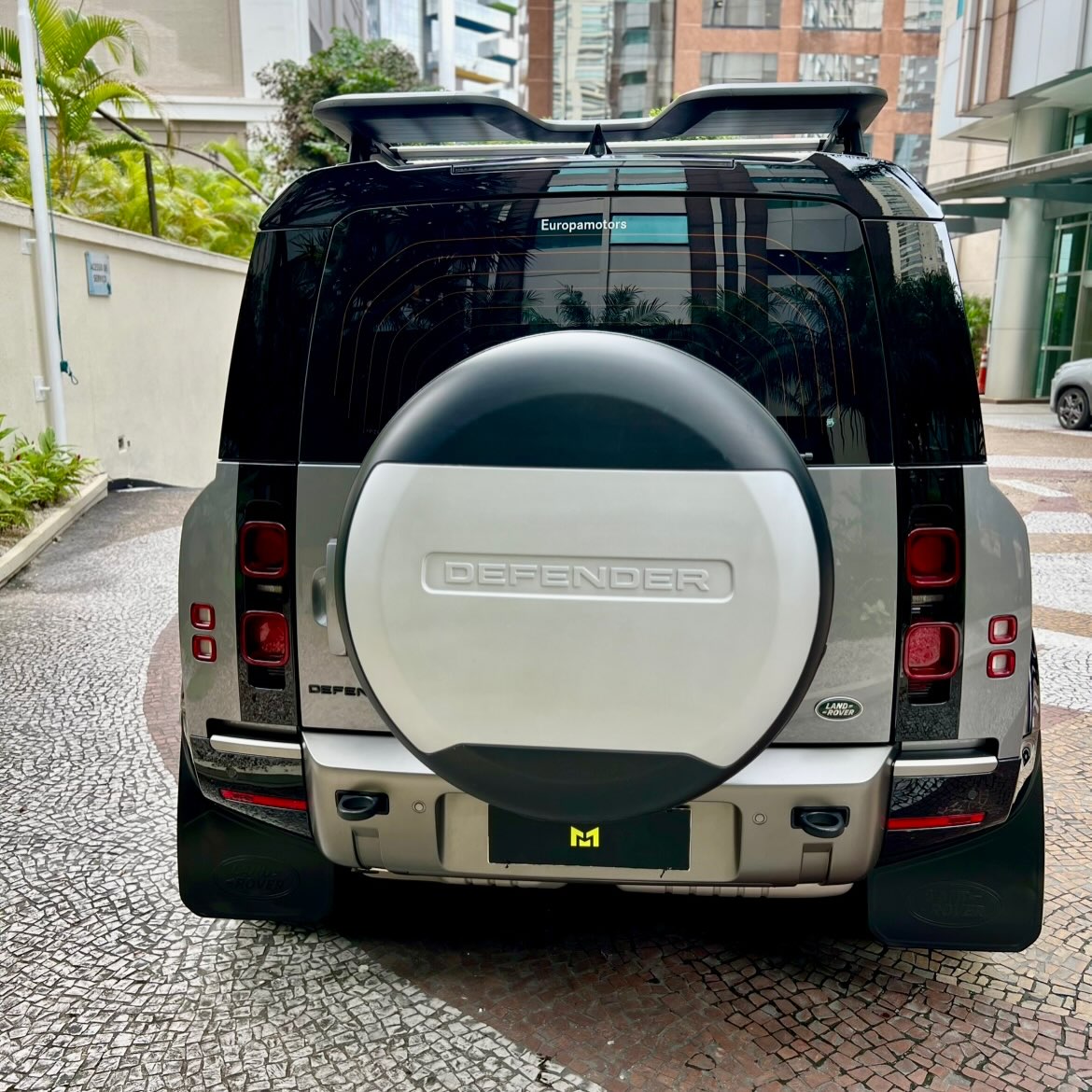 LAND ROVER DEFENDER HSE X-DYNAMIC MHEV - Imagem 6