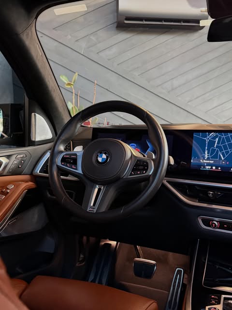 BMW X7 M60I - Imagem 4