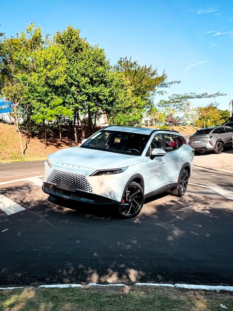 OMODA 7 PRESTIGE DHT - Imagem 1