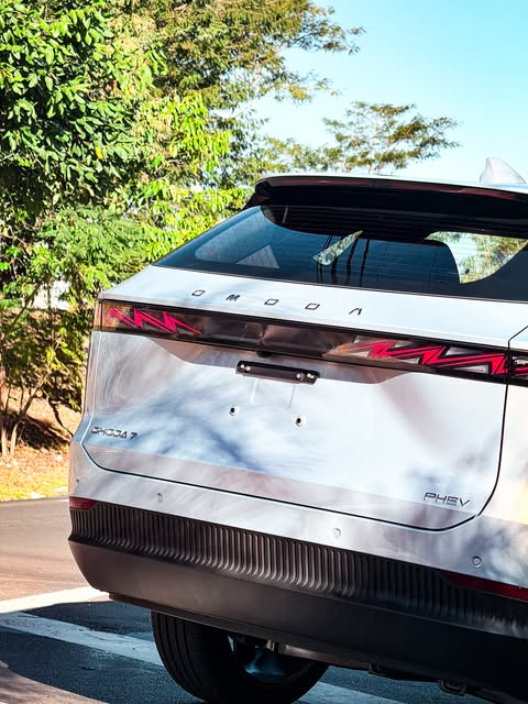 OMODA 7 PRESTIGE DHT - Imagem 12