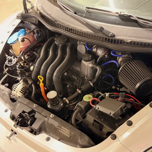 VOLKSWAGEN NEW BEETLE - Imagem 9